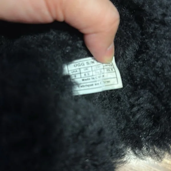 Used - Picture 2 of 3